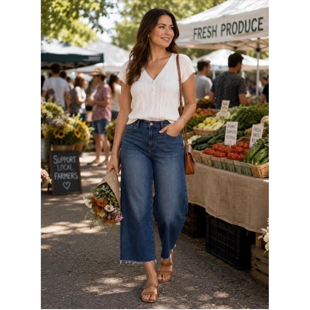 Liverpool Los Angeles Jeans Women 6/28 Stride Wide Leg Crop High Rise Frayed